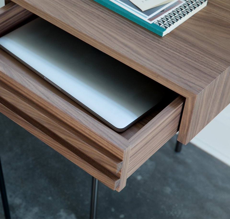 Sengfelder More - Sekretär Harri