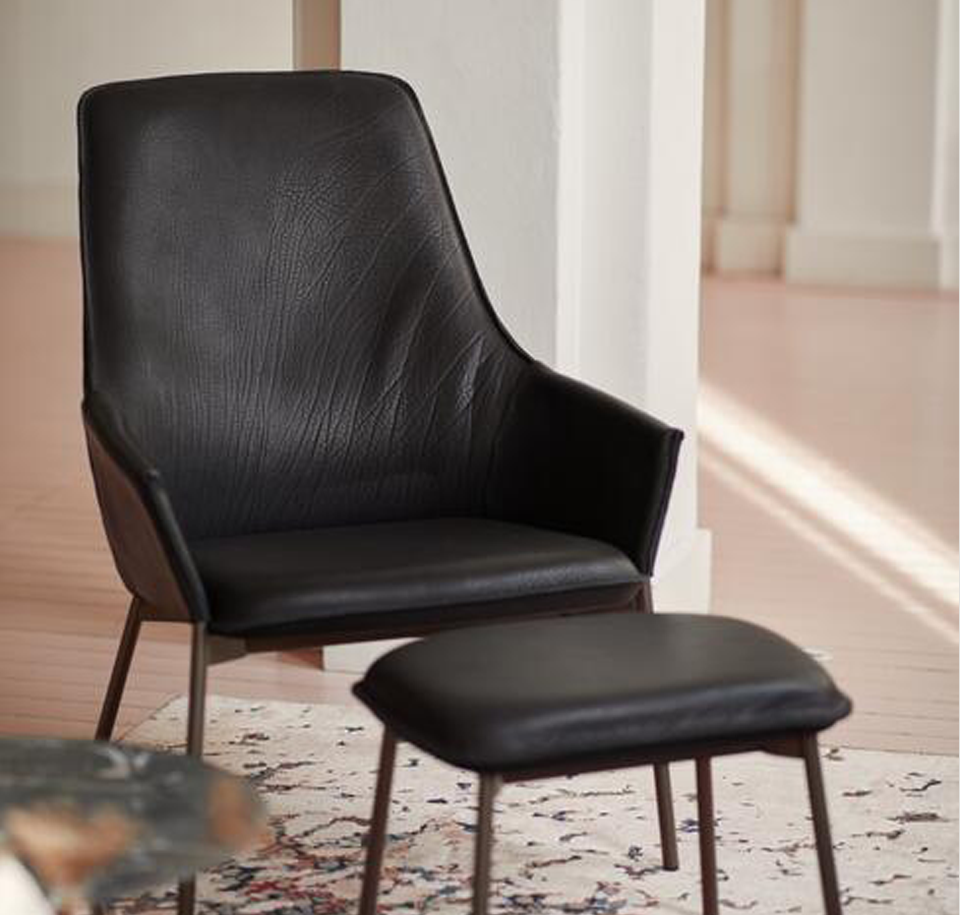 Sengfelder Freifrau - Sessel Grace Lounge Chair High (m. Hocker)
