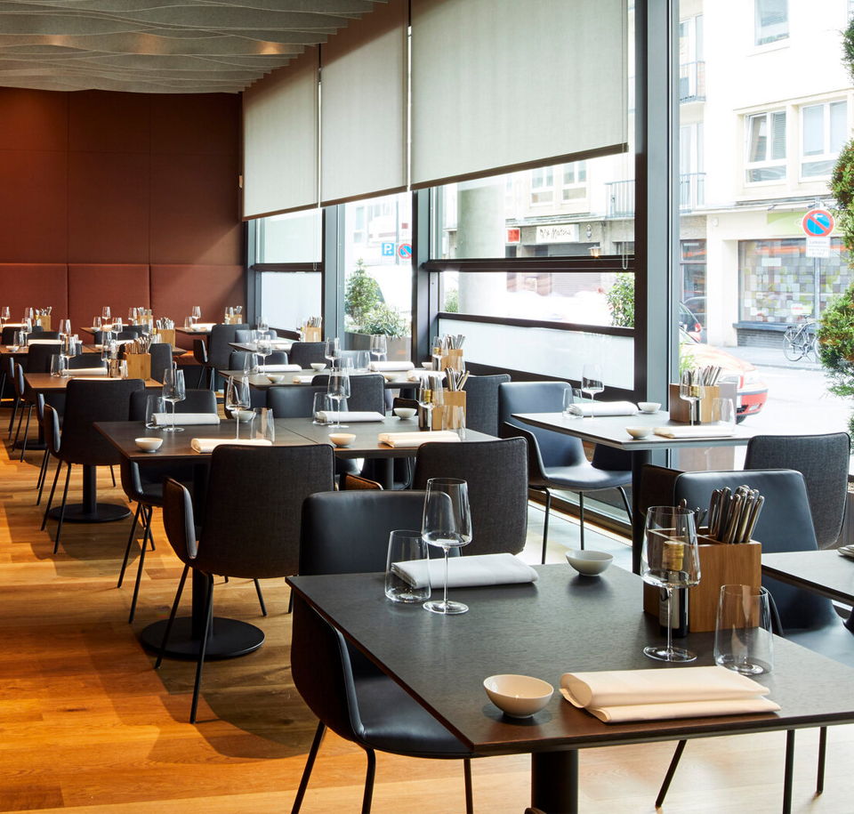 Sengfelder Freifrau - Stuhl Amelie Armchair High