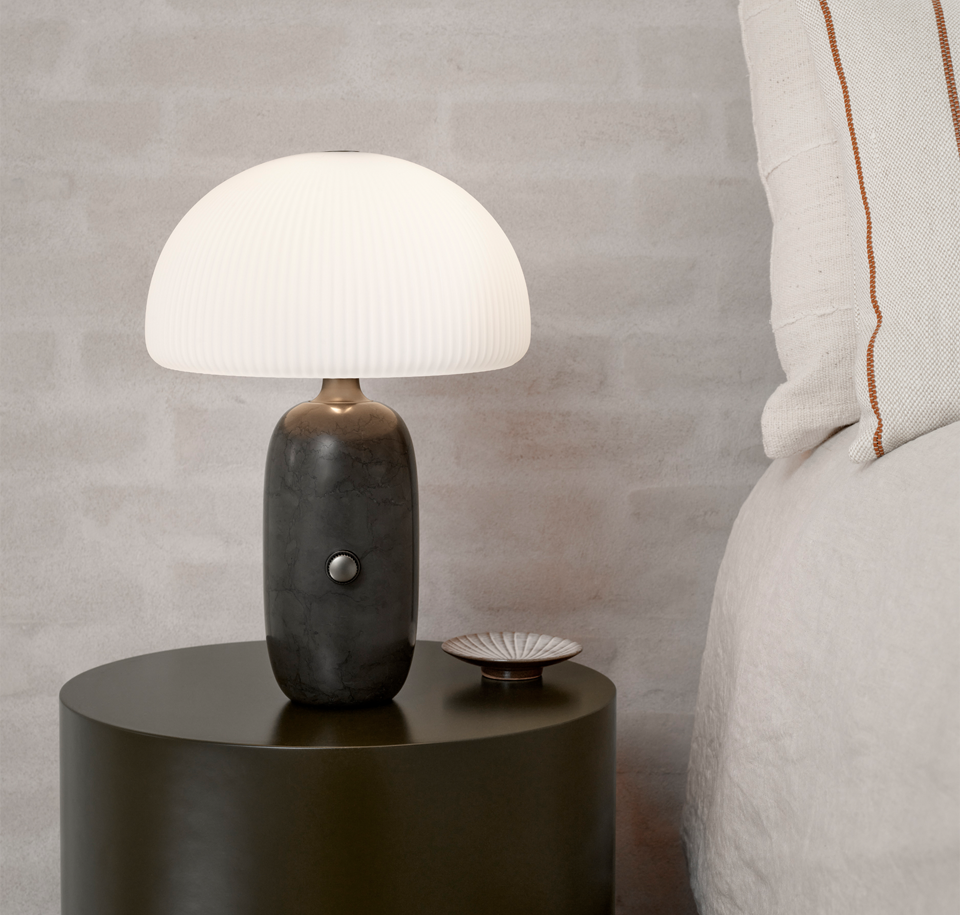 Sengfelder Vipp - Tischleuchte 592 Sculpture Table Lamp