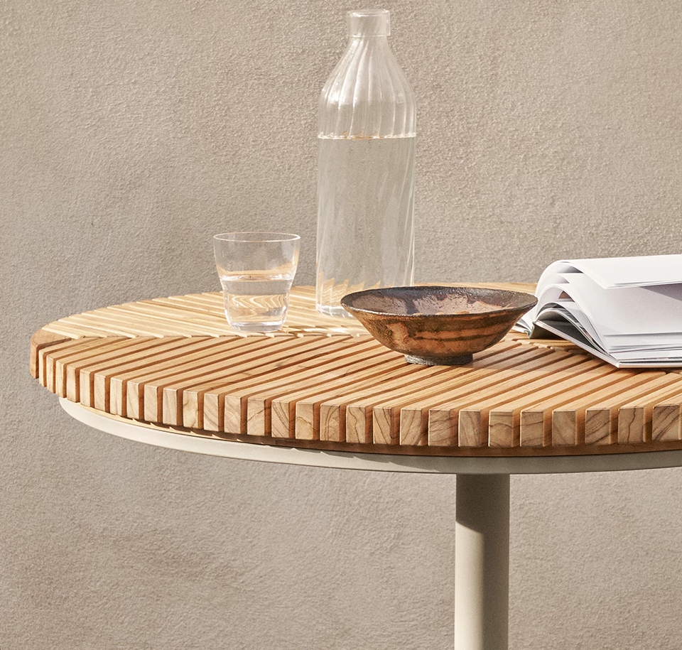 Sengfelder Vipp - Outdoor-Tisch 717 Open Air Cafe Table