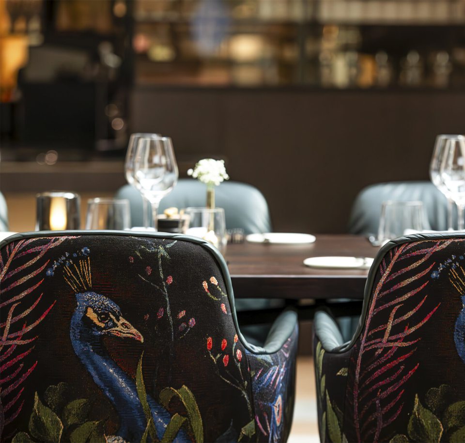 Sengfelder Freifrau - Stuhl Leya Armchair High