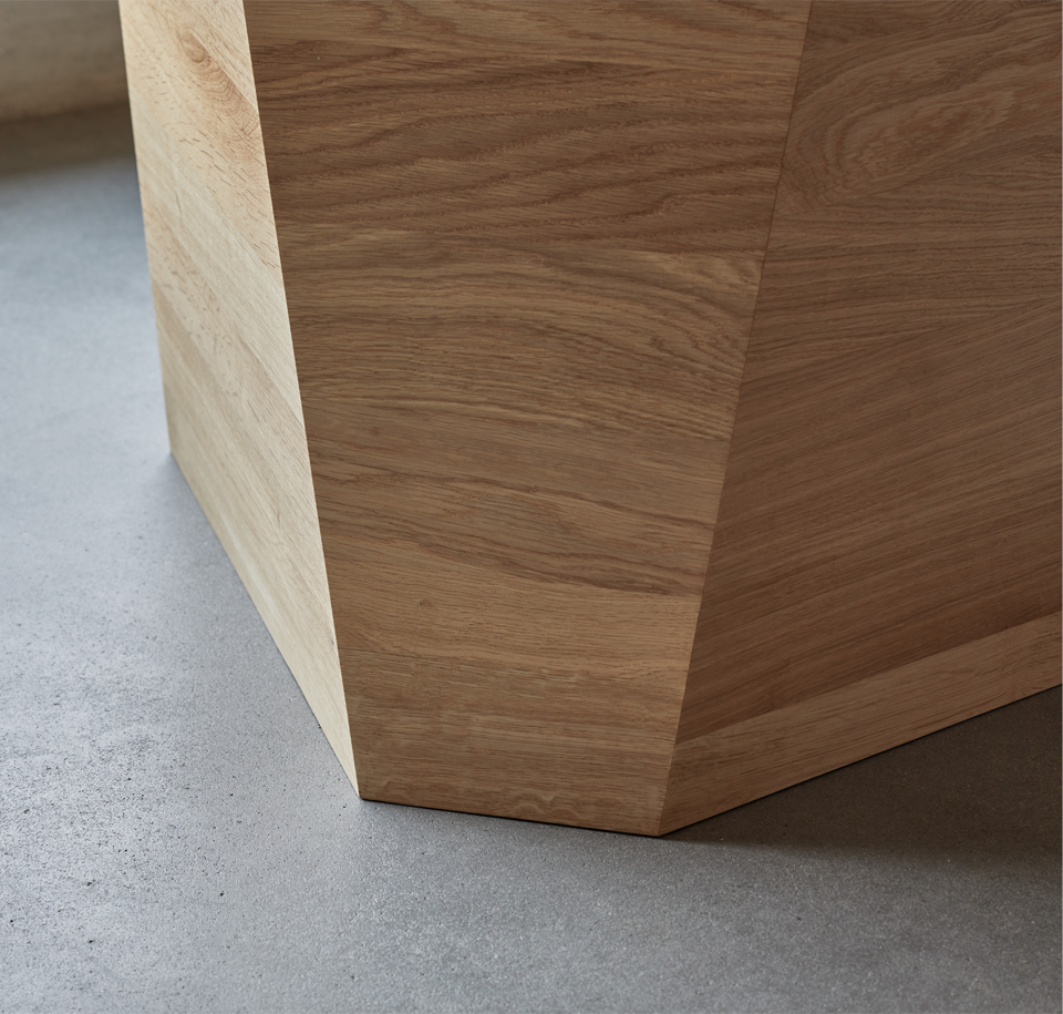 Sengfelder More - Tisch Varan