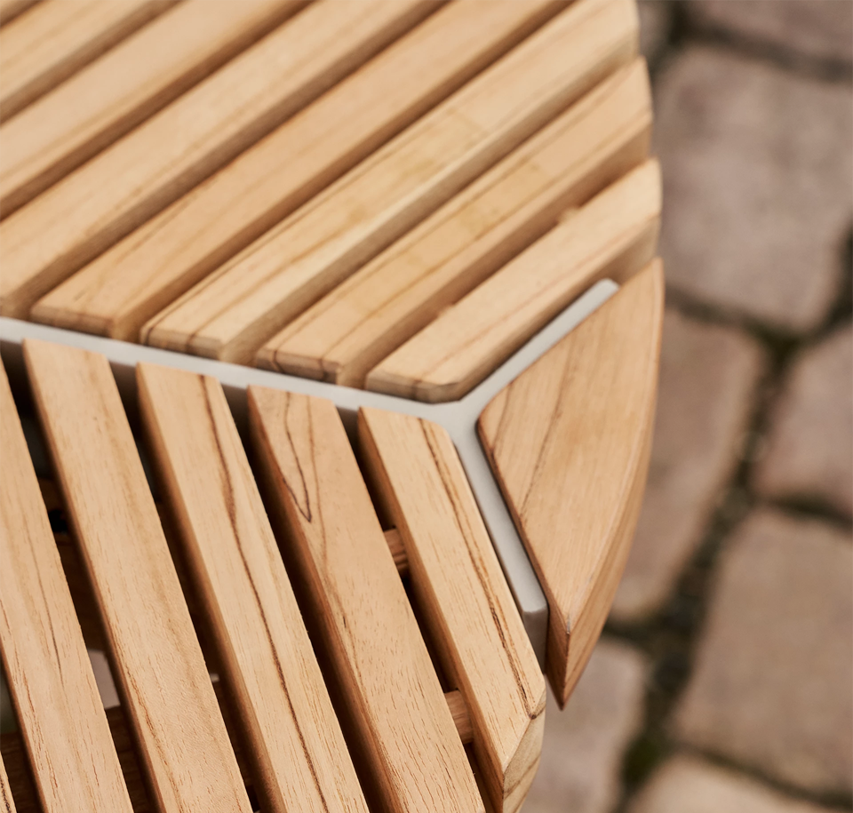 Sengfelder Vipp - Outdoor-Tisch 717 Open Air Cafe Table