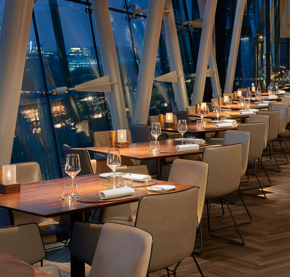 Sengfelder Freifrau - Stuhl Amelie Armchair High