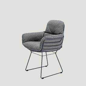 Sengfelder 16-Freifrau-Leyasol-Armchair-High-Outdoor-Stuhl-sitz-stoff-opera.webp