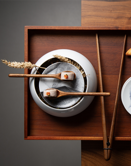 Tablett mit feinen Häppchen von Mind