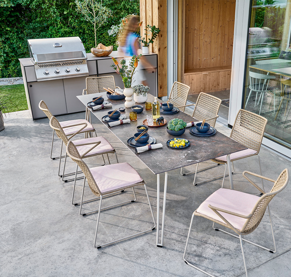 Sengfelder Weishäupl - Outdoor-Tisch Slope