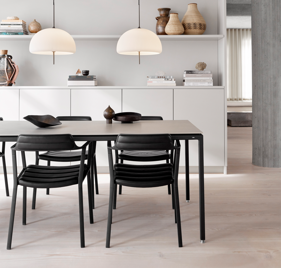 Sengfelder Vipp - Tisch 971 Table Medium