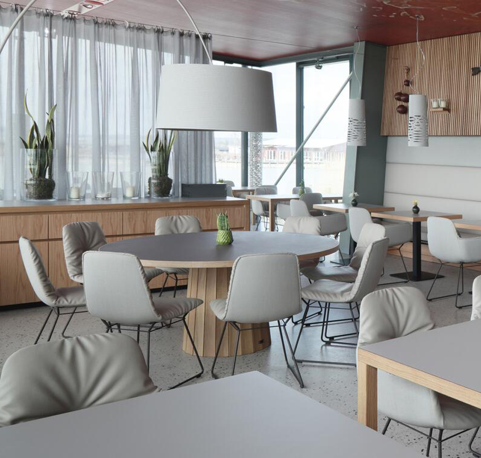 Sengfelder Freifrau - Stuhl Leya