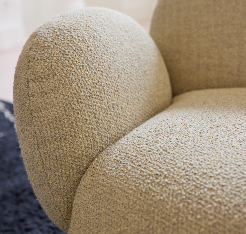 Sengfelder Freifrau - Sessel Nana Love Seat mit Pouf S