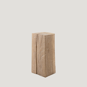 Sengfelder 9-Janua-Moebel-SK02-Beistelltisch-Massivholz-Eiche.webp