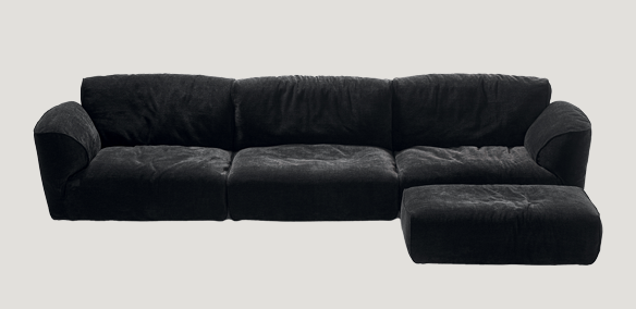 00.04.02_1_584x284_Produkte-Sengfelder-Einrichtungshaus-Edra-Grande-Soffice-Sofa-mit-Hocker.webp