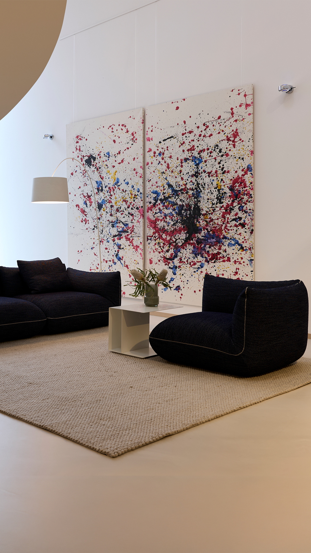 COR Jalis Sofa mit Teppich Glade von JAB und Kunst